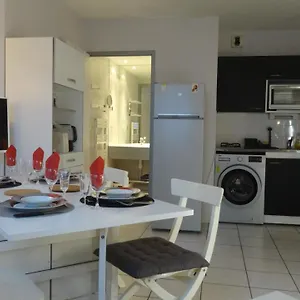 Appartement T2 Standing Confort Au Calme - Parking En Option, Lyon
